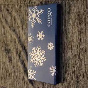 Cargo Chill In The Six Eyeshadow Palette